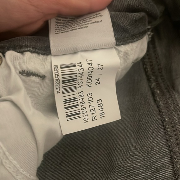 Mavi Ada Mid Rise Distressed Light Grey Boyfriend Jeans 24X27 - Picture 3 of 10